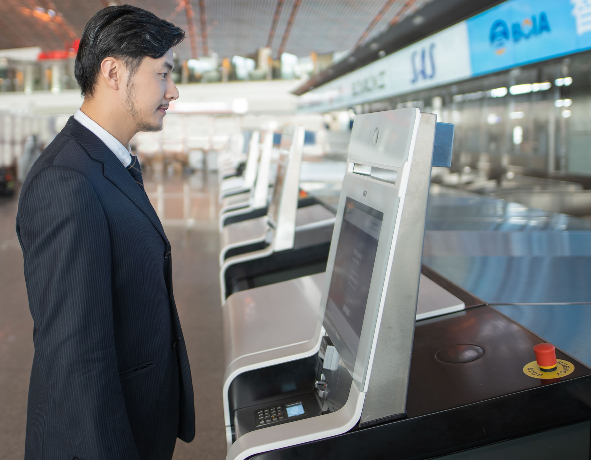 Bristol Airport launches new self-service bag drop technology
