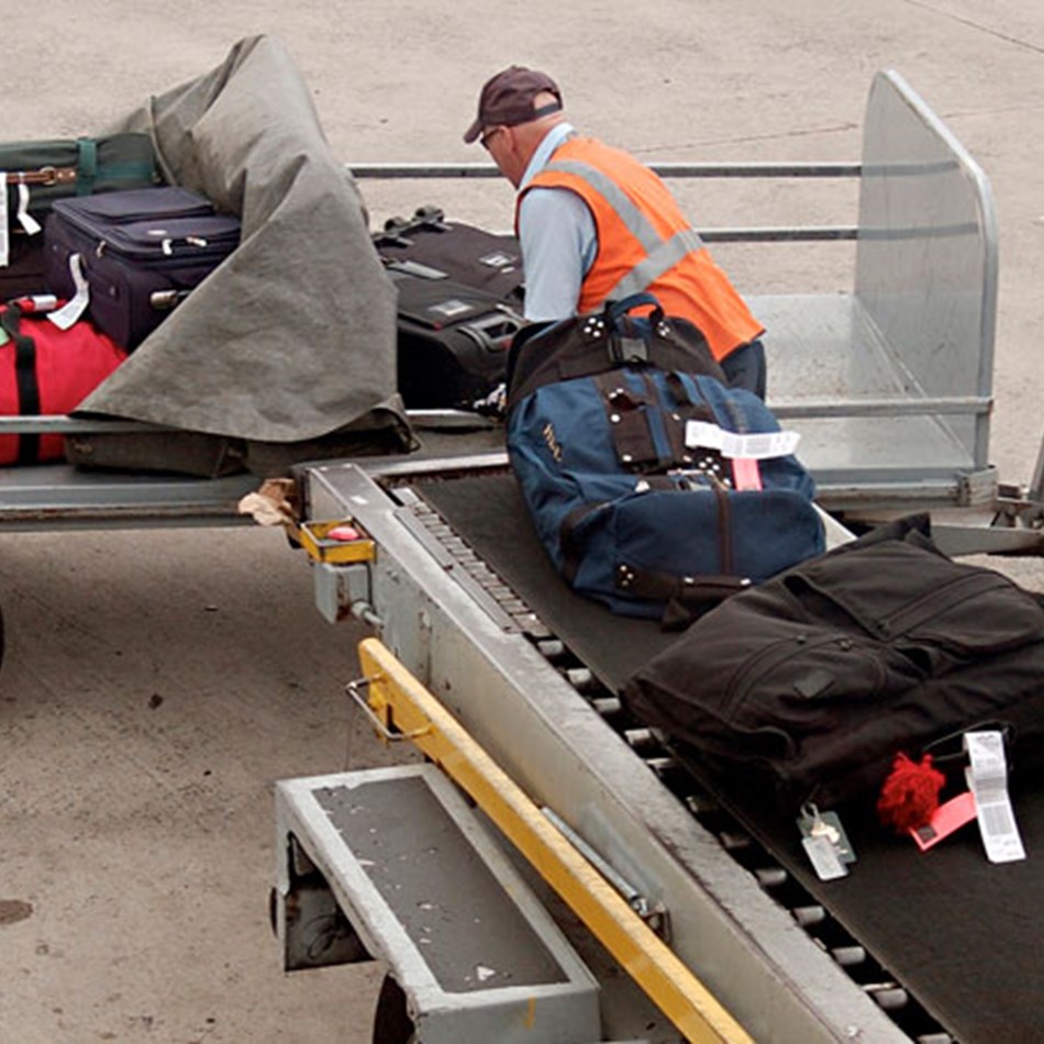 Avoid flight delays due to offloading bags